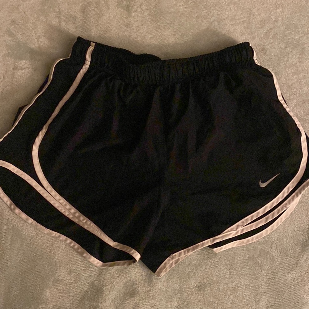Nike shorts size small